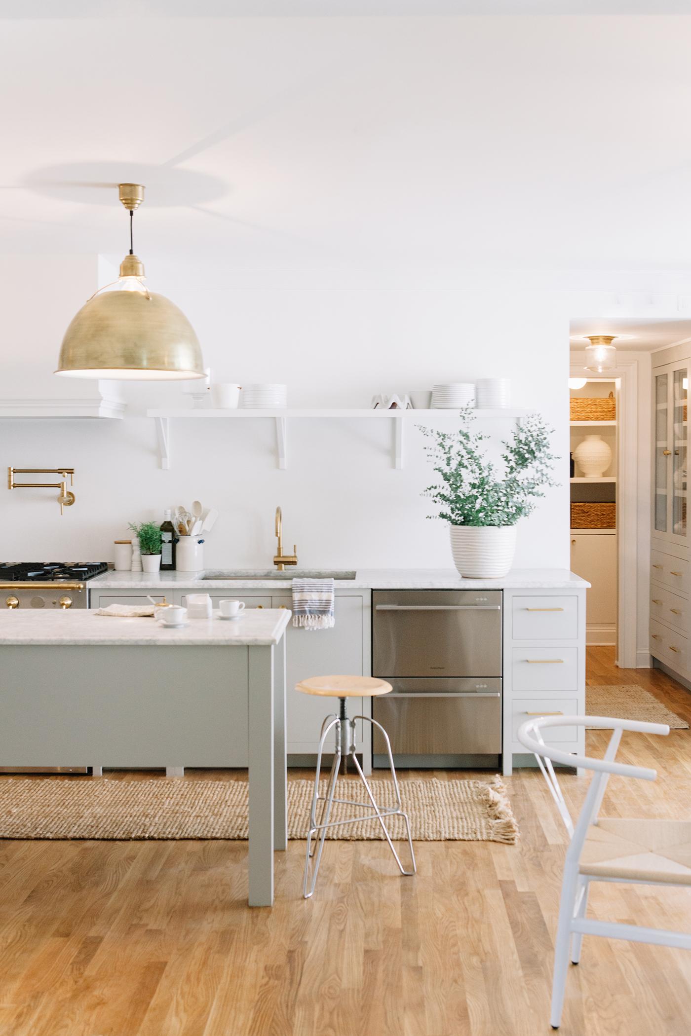 Classic Kitchen Island Pendants