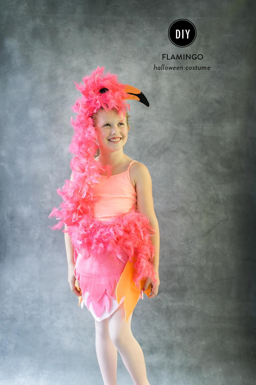 DIY Halloween Costume: Flamingo