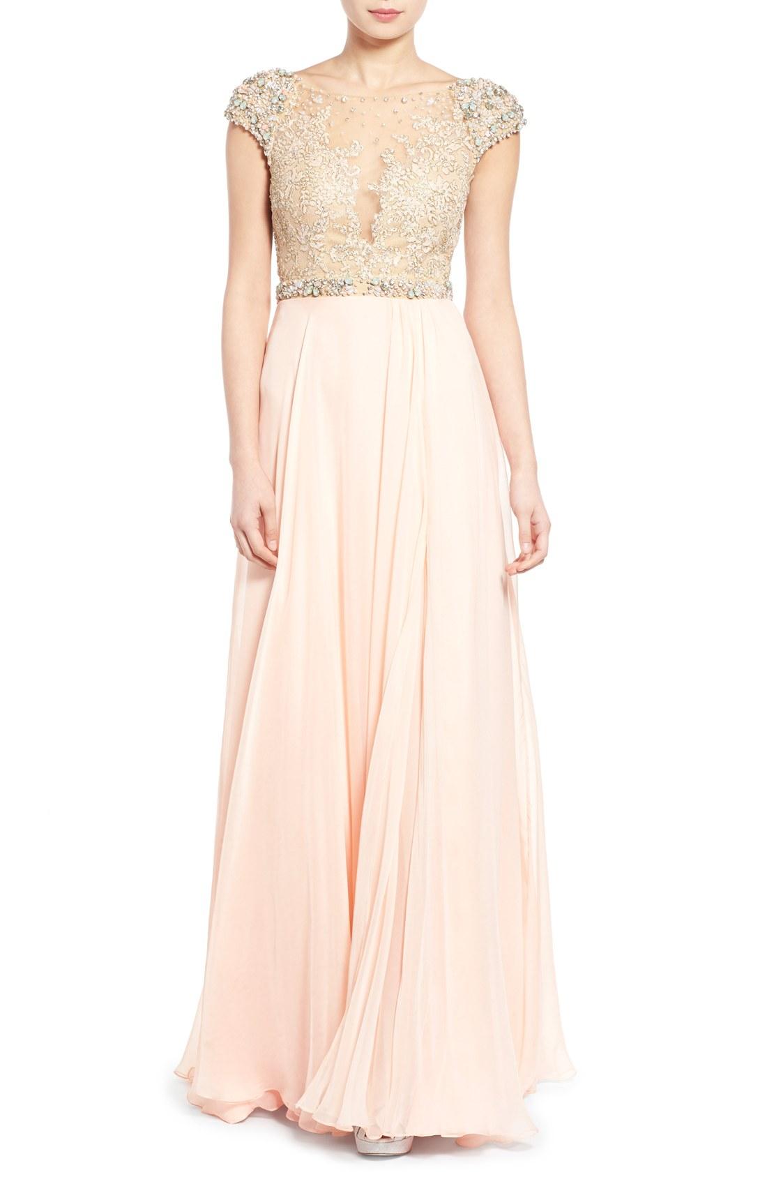 white eyelet cotton dress Embroidered Maxi – Solitaire Plus Kelly Green Scallop Pixior Sleeves Options:Without Sleeves The tunic
