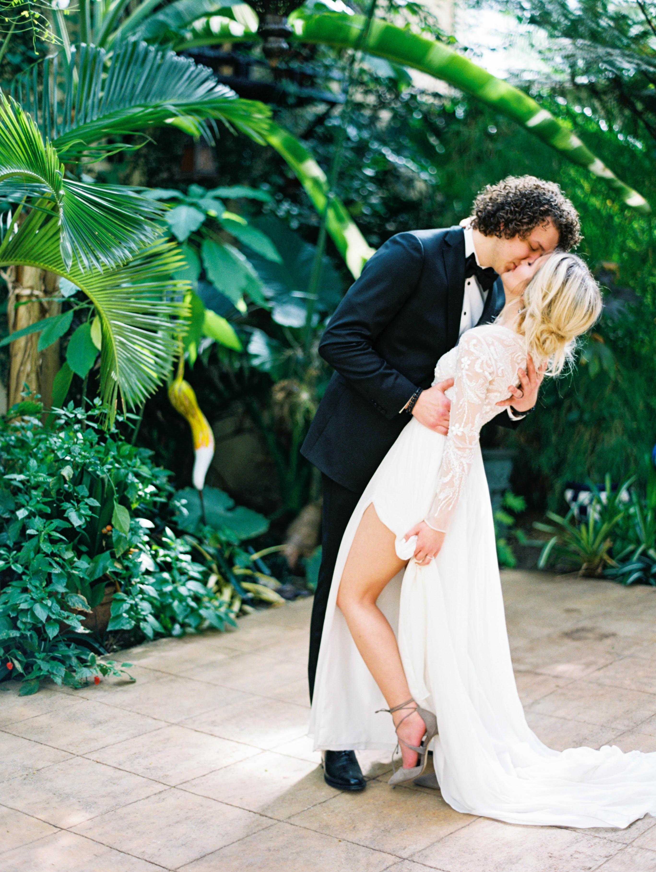 This Black Tie Wedding Is Filled with Every Trend You'll See This ...
