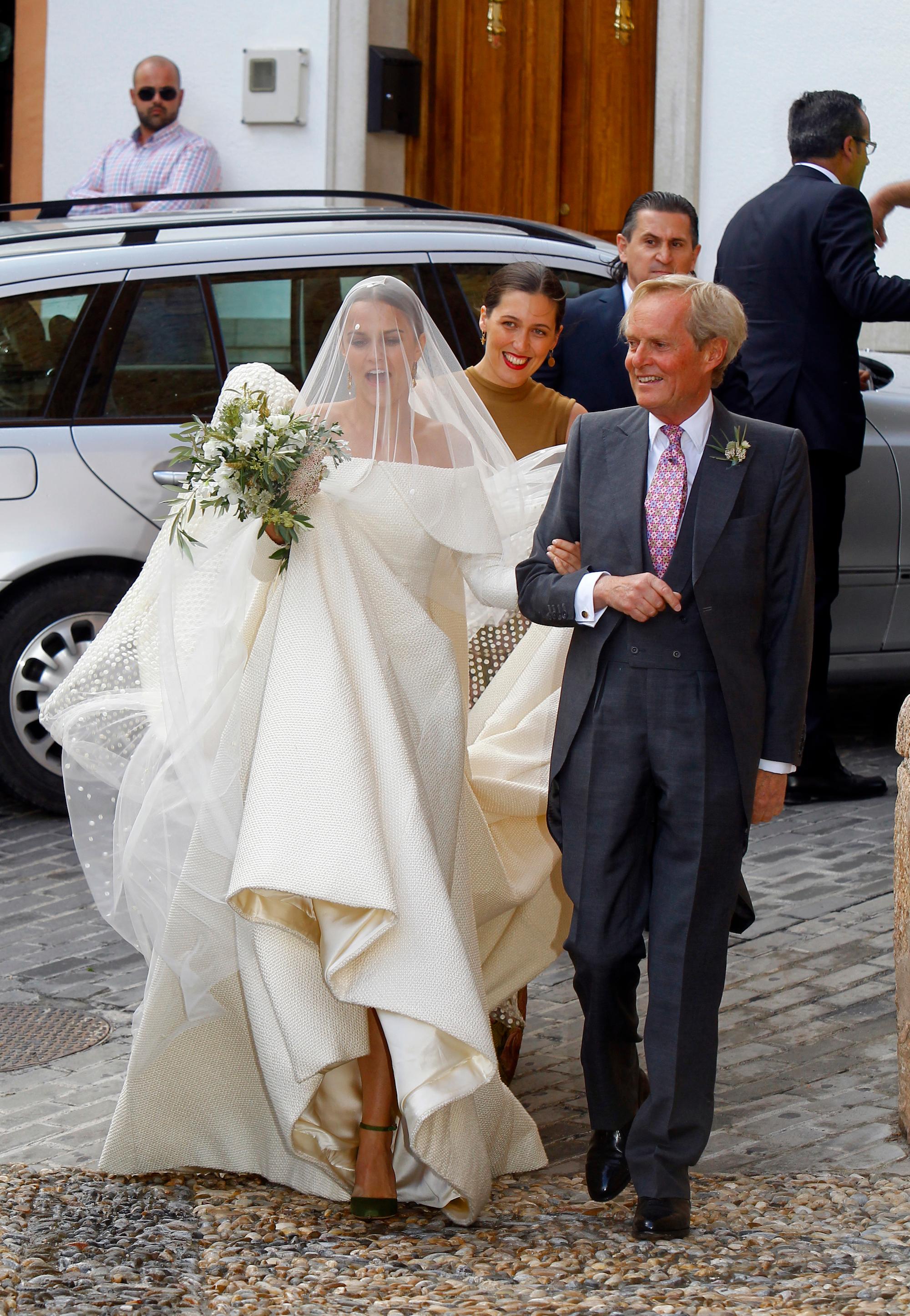 Royal Wedding Alert: Lady Charlotte Wellesley + Alejandro Santo Domingo ...