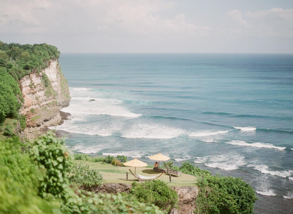 A Cliffside Wedding in Bali