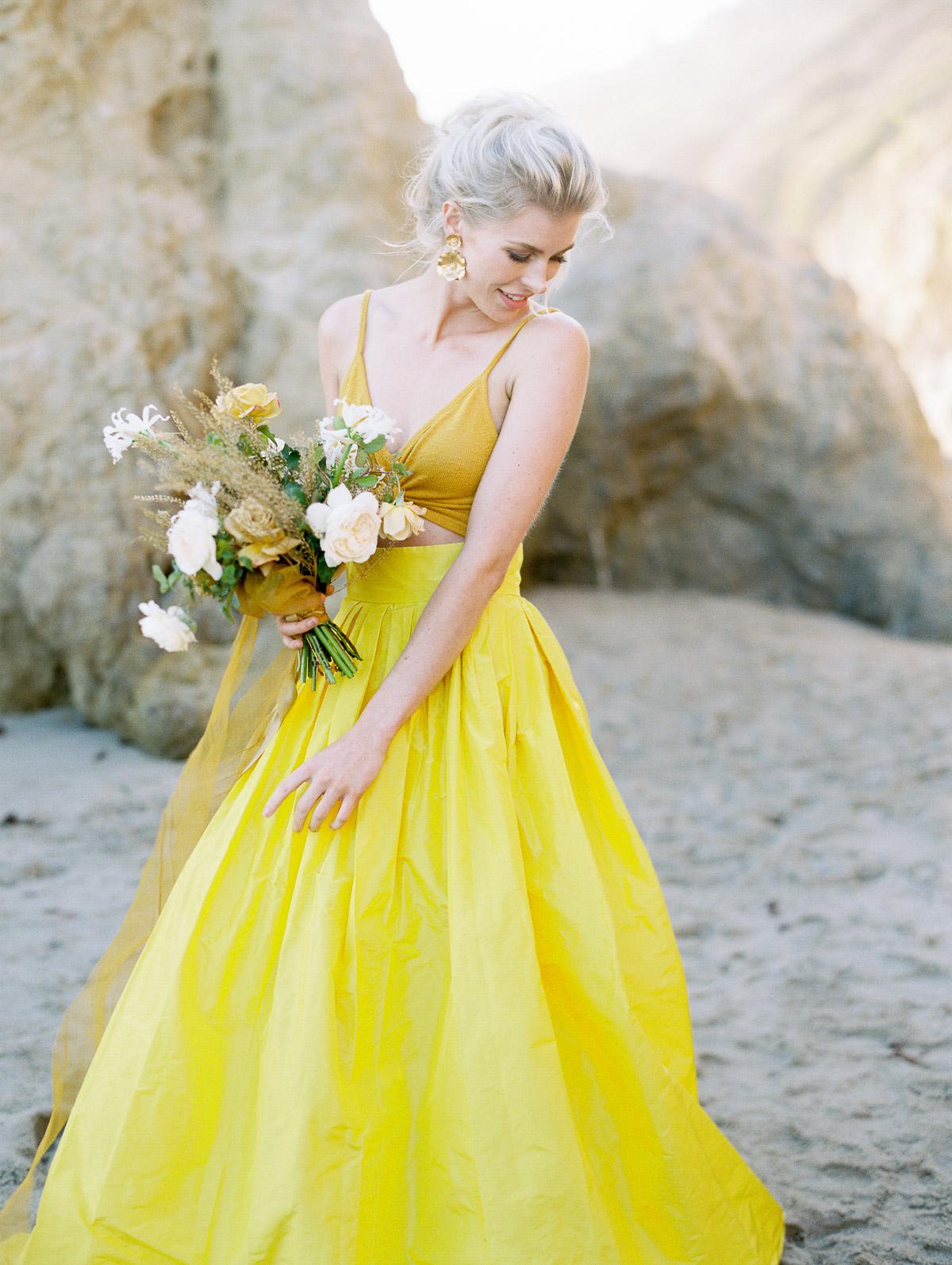 golden yellow wedding dress Yellow Tulle A-line V-neck Lace Appliques Prom Dresses, Long Formal Dress,  MP740
