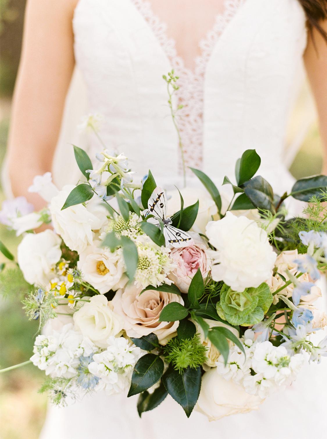 The Bride's Father Hand-Potted Over 500 Plants to Decorate Her Wedding  Venue and the Results Are Incredible!
