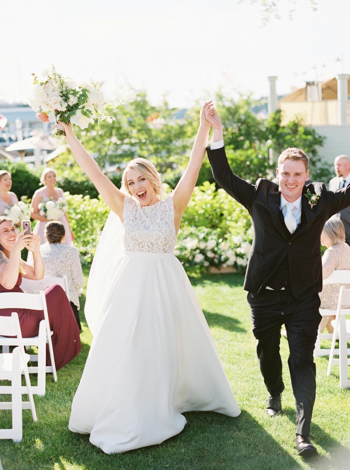 From Moody To Airy: This Is Your Master List Of Every Type Of Wedding Photography Style