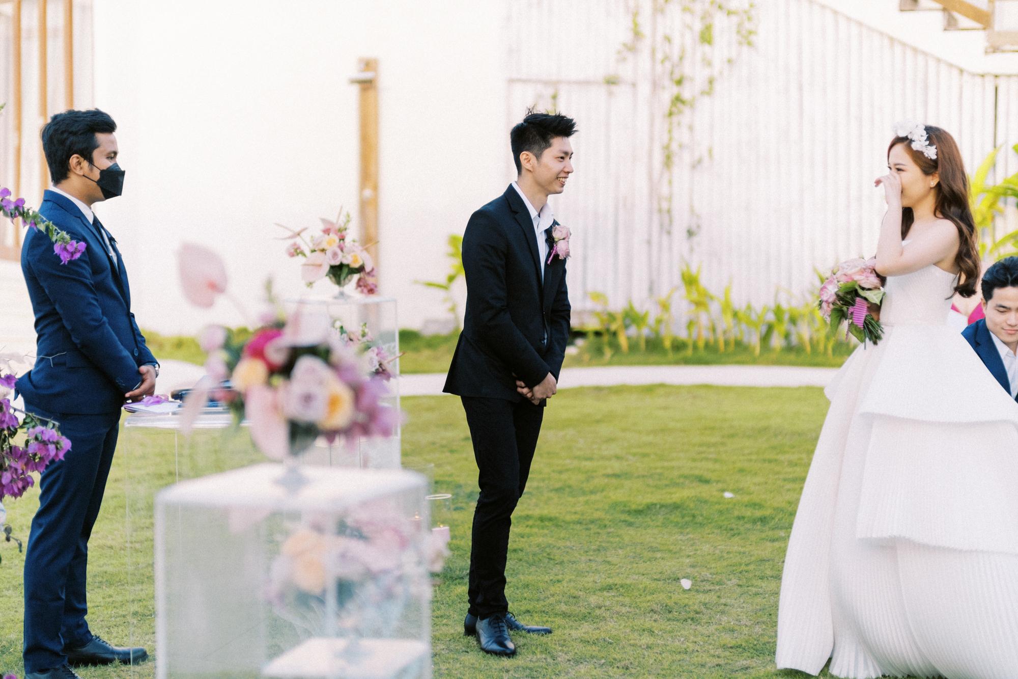 A Dreamy Destination Wedding on a Cliff Front in Bali Adorned in an Array of Pinks!