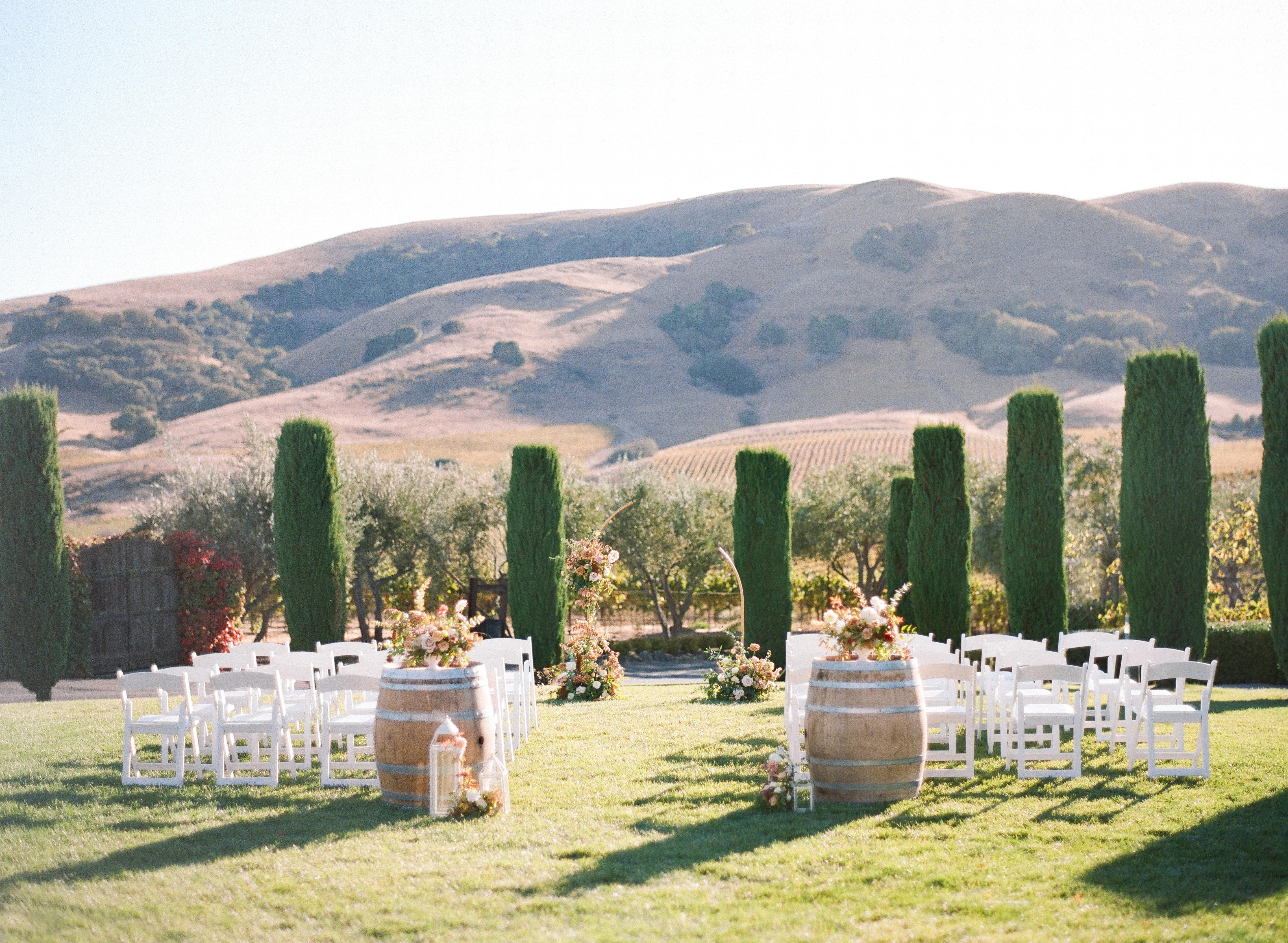 This Sonoma Micro-Wedding Has Us Craving All Things Autumn