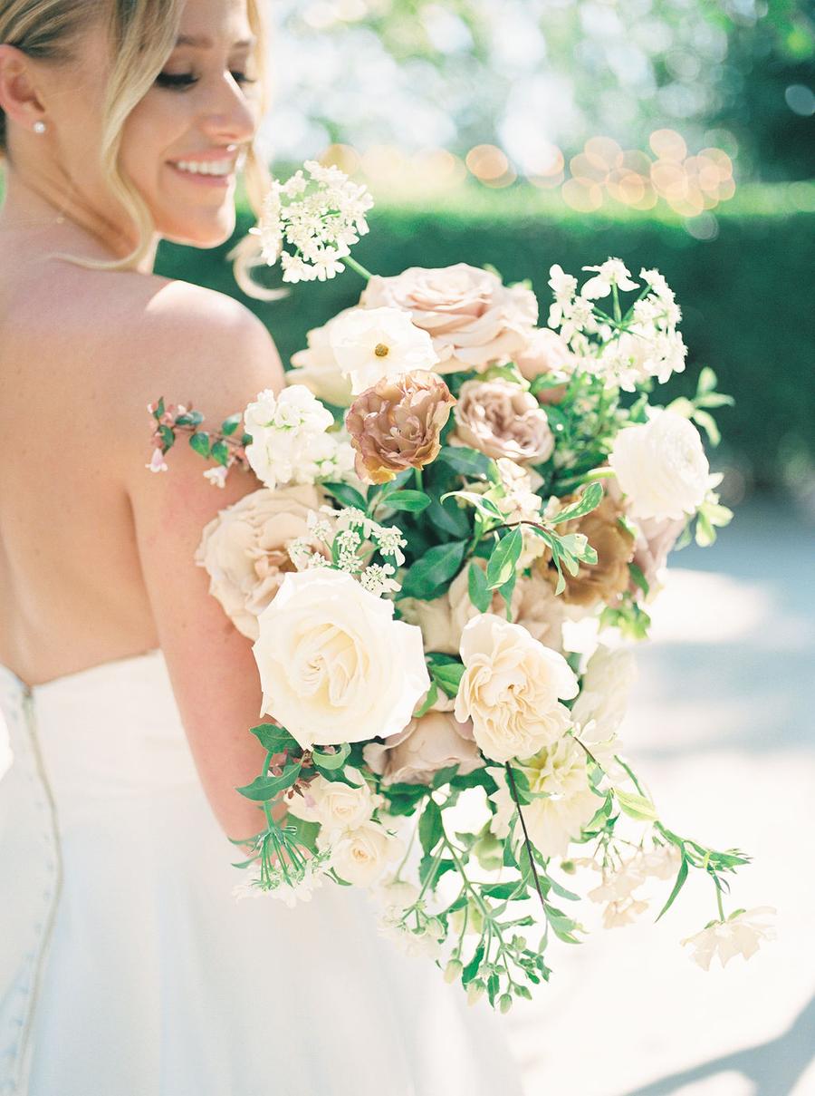 The Escort Display Every Bride Will Save to Her Garden Wedding Moodboard!