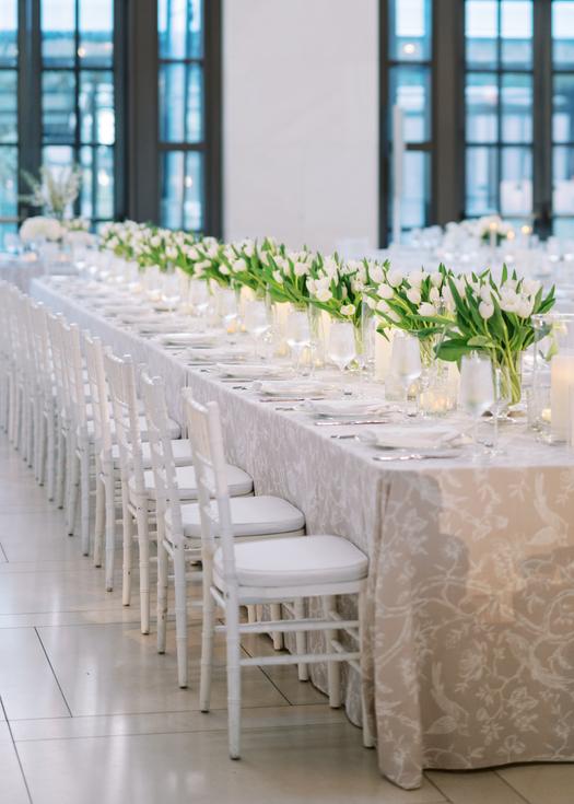 A Monofloral Wedding Design That Wows at the Bush Center