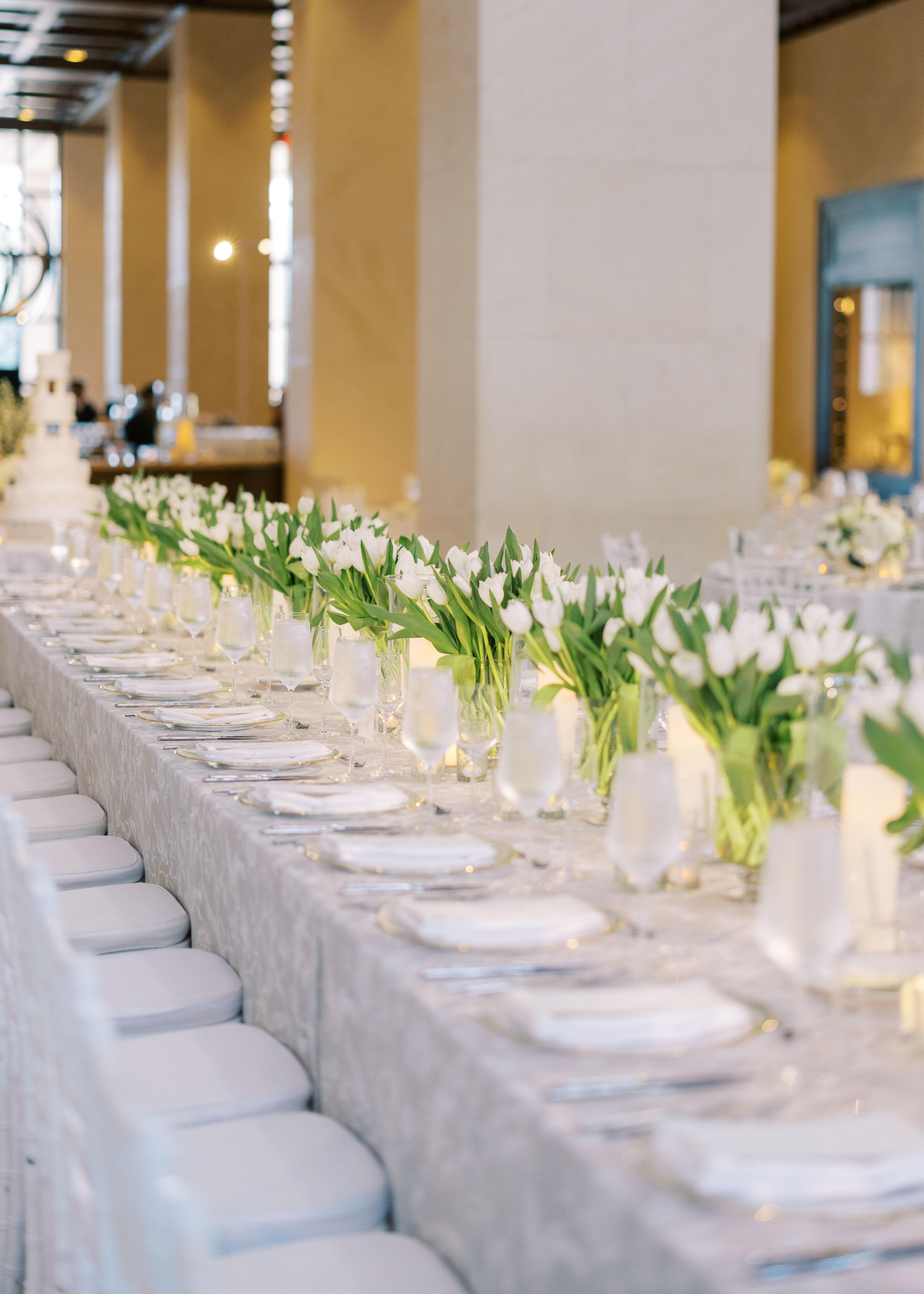 A Monofloral Wedding Design That Wows at the Bush Center