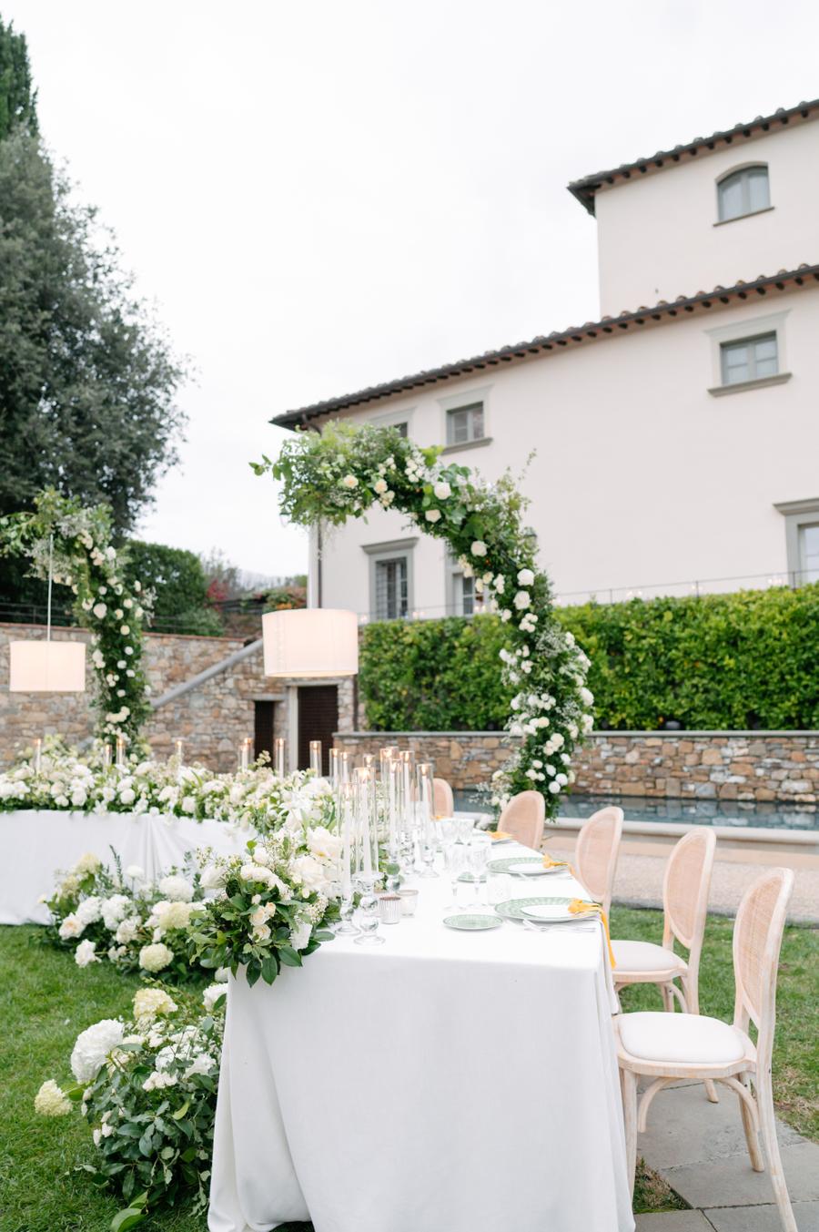 An Elegant Yet Intimate Tuscan Countryside Wedding Steeped in Romance
