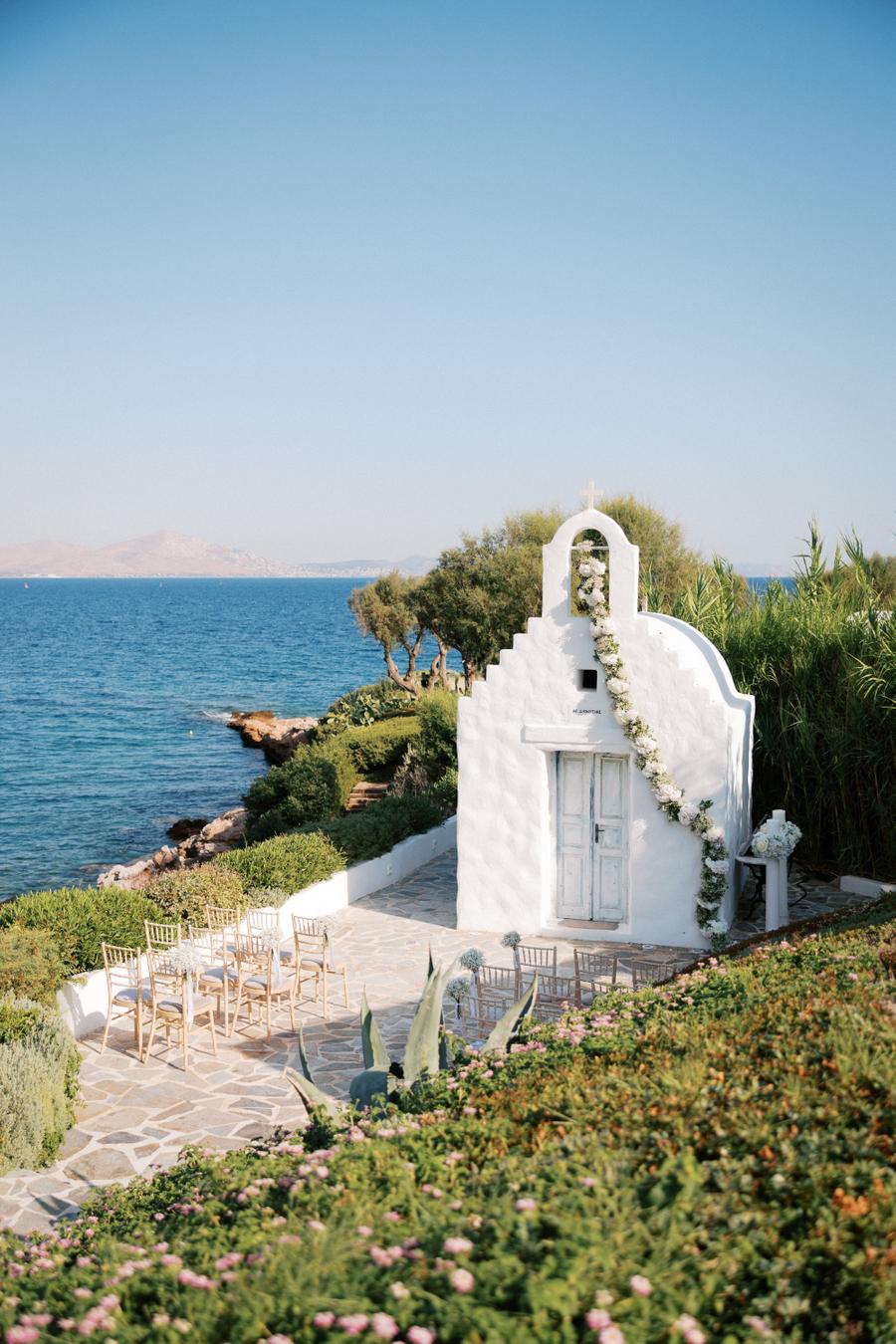 A Barefoot Cliffside Wedding in Greece with All-White Elegance and ...