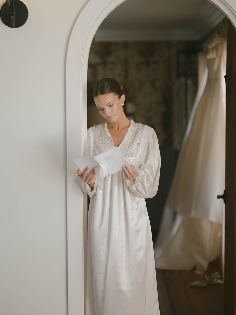 A Feminine Minimalist Wedding Inspired by Jenni Kayne Interiors