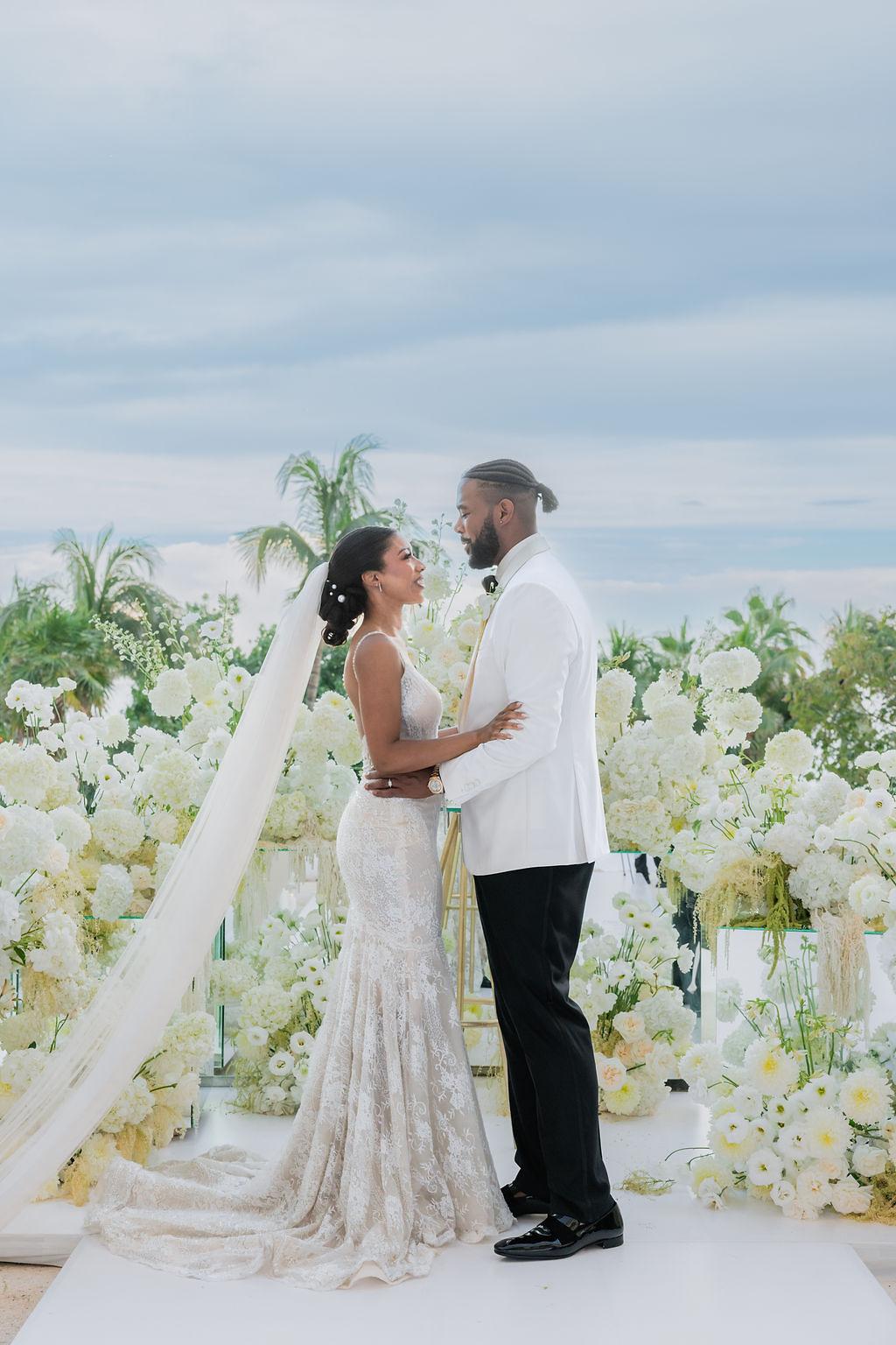 An Intimate Black-Tie Wedding at Live Aqua Cancn with a High-Energy Hora  Loca