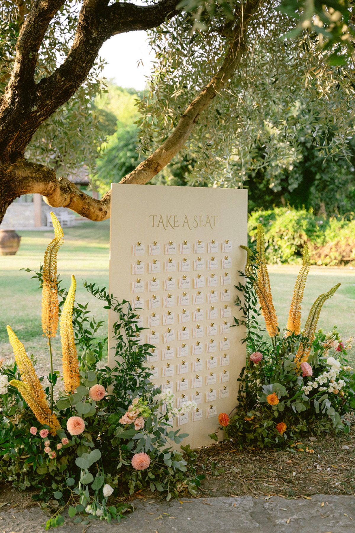 An Elegant Wedding ceremony Weekend at Borgo Corsignano in Arezzo