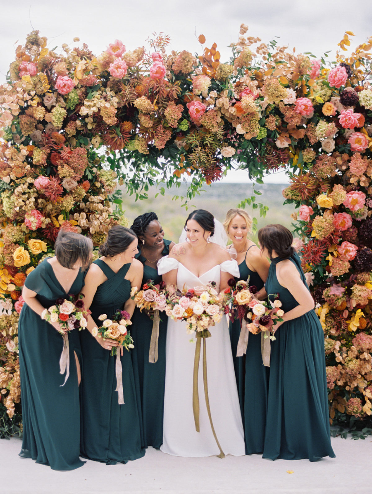 Sculptural Fall Blooms and Celestial Particulars at Mae’s Ridge in Austin