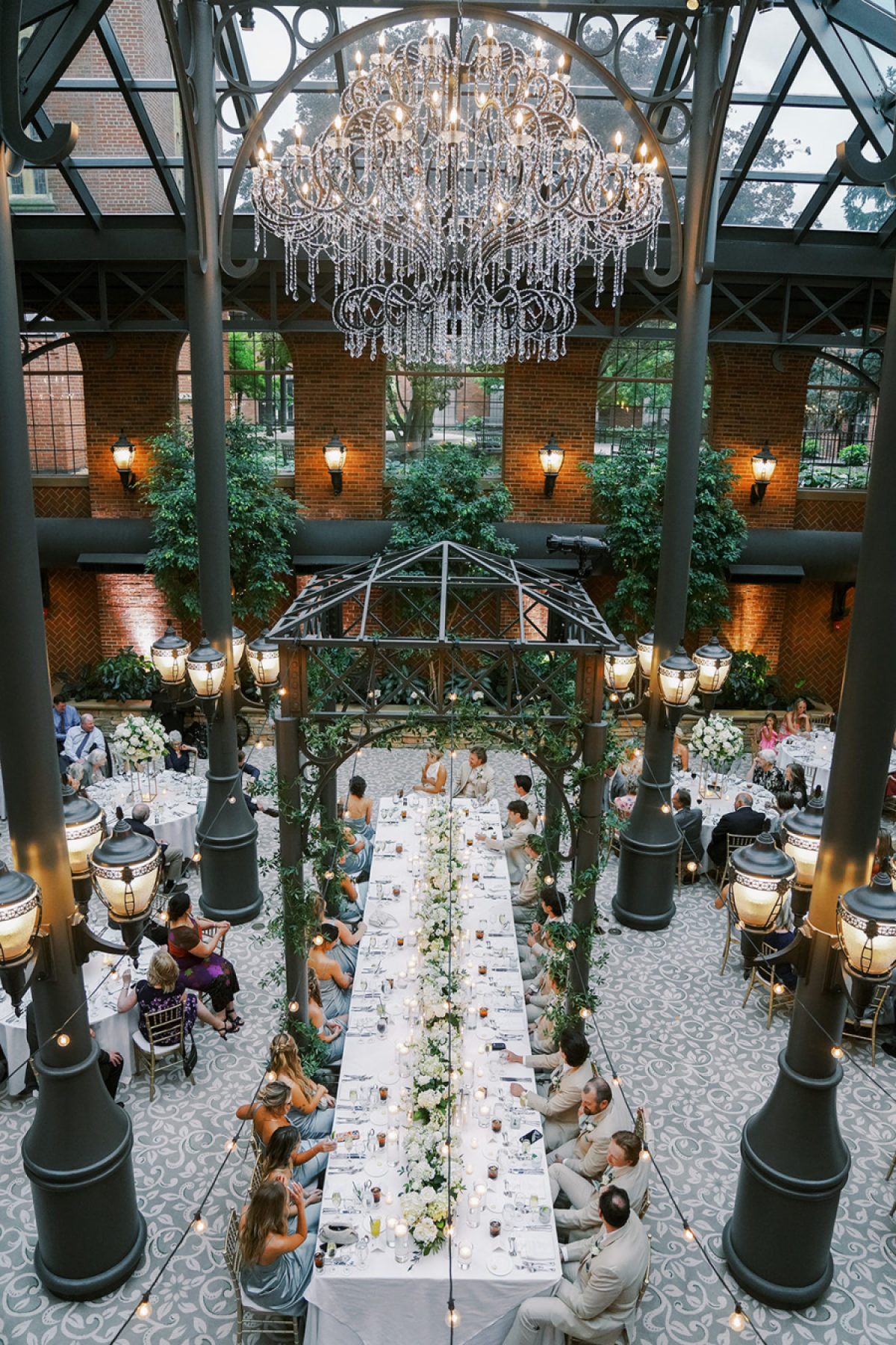 Timeless Elegance for a Classic Summer Design at Saint Johns Resort