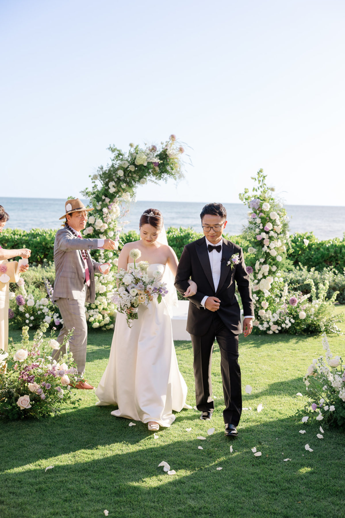 A Wedding That Truly Celebrated the Natural Beauty of Hawaii at Four Seasons Oahu