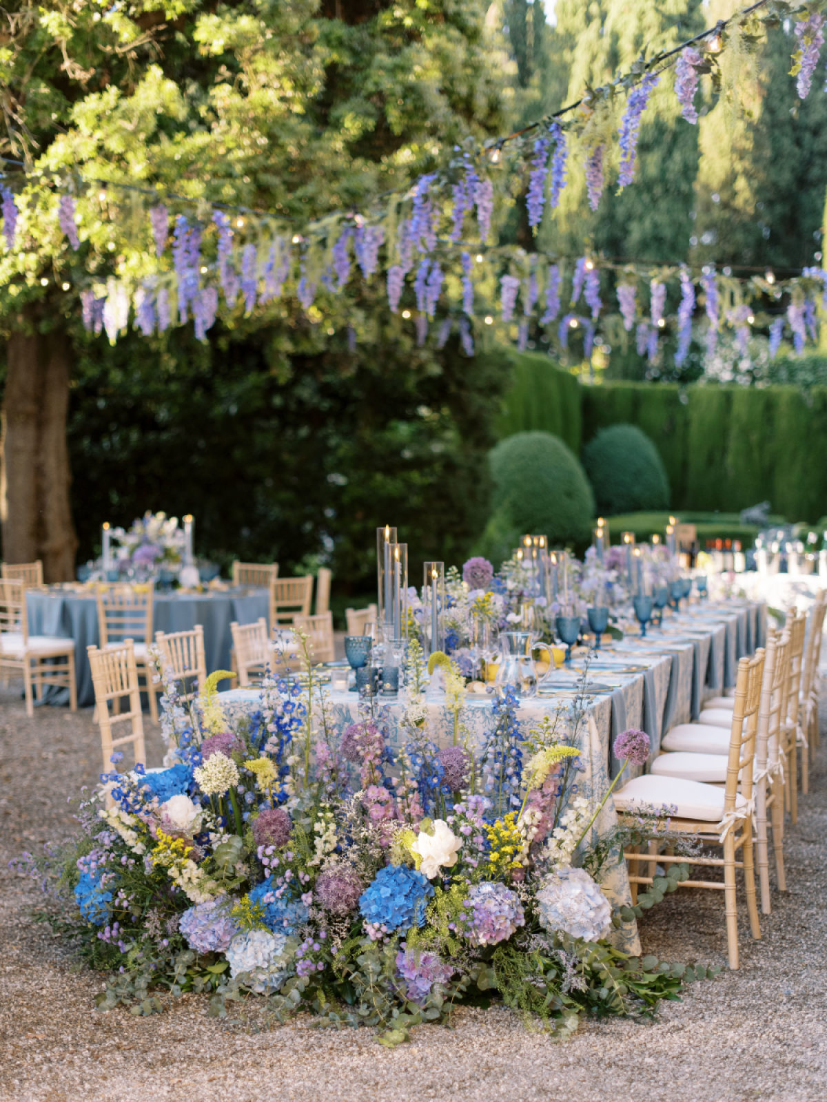 Seasonal Blooms at This Spring Wedding Blended Beautifully With La Foce's Opulent Grounds