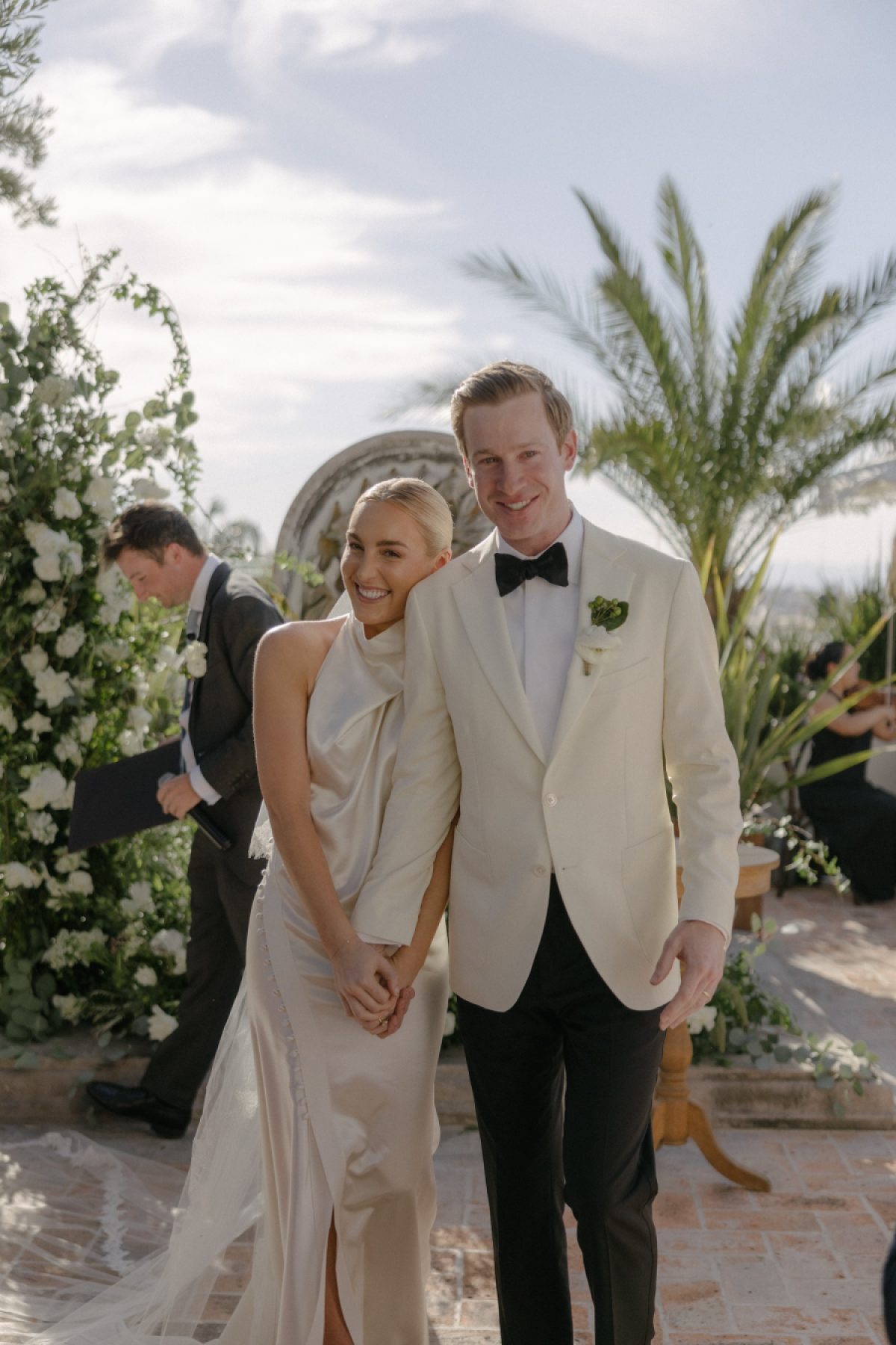 Vintage Chanel and Modern Romance Come Together in This San Miguel de Allende Wedding