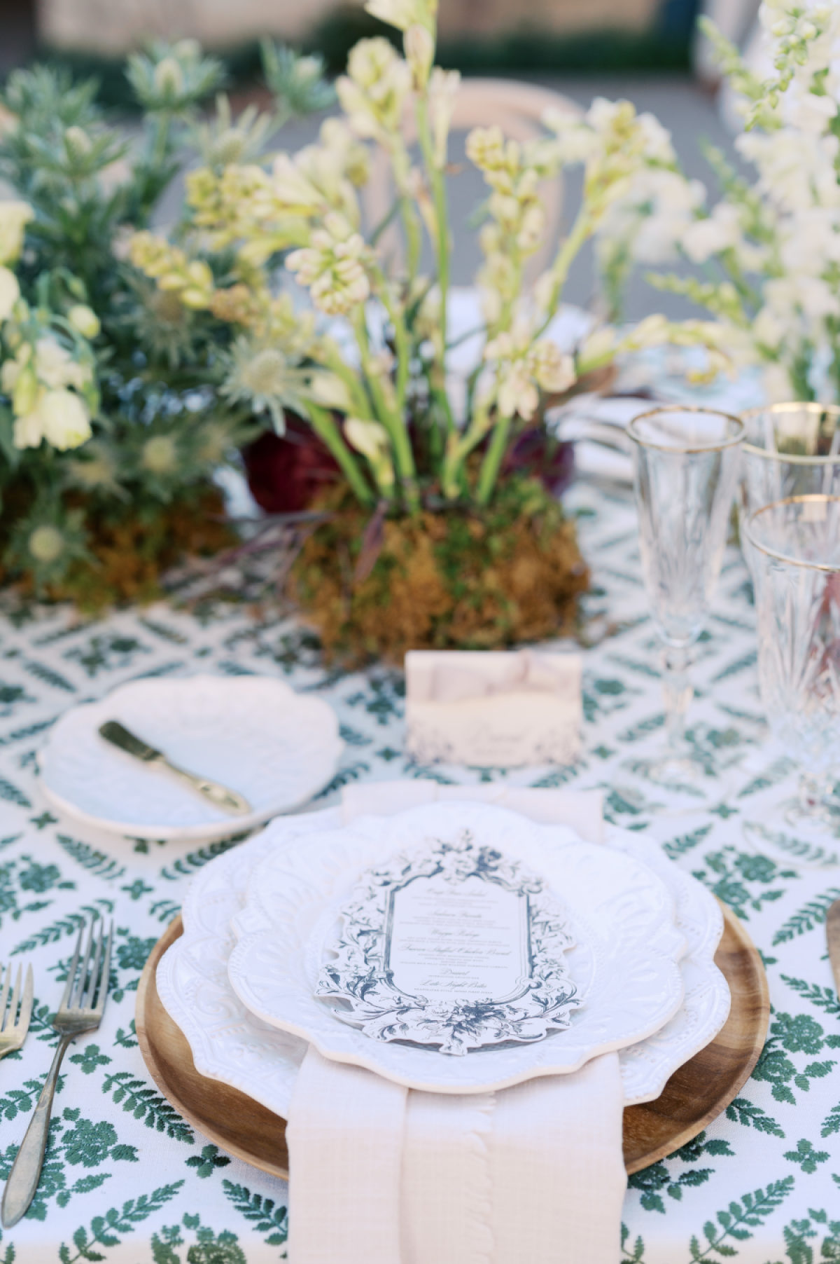 A Flower-Filled Soirée at Monserate Winery