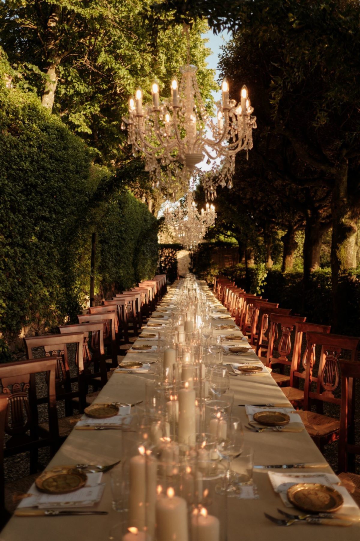 A Timeless Tuscan Celebration of Intimacy and Classic Elegance at Villa Il Poggiale