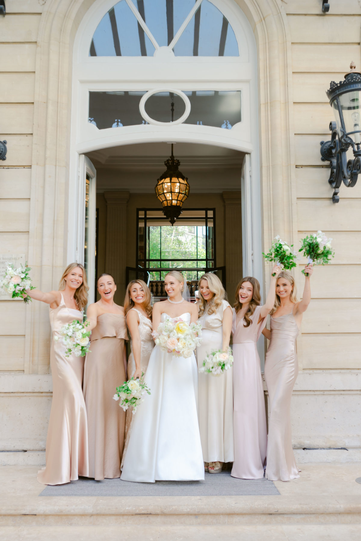 A Parisian Wedding Weekend of Gilded Grandeur and Seine-Side Celebrations