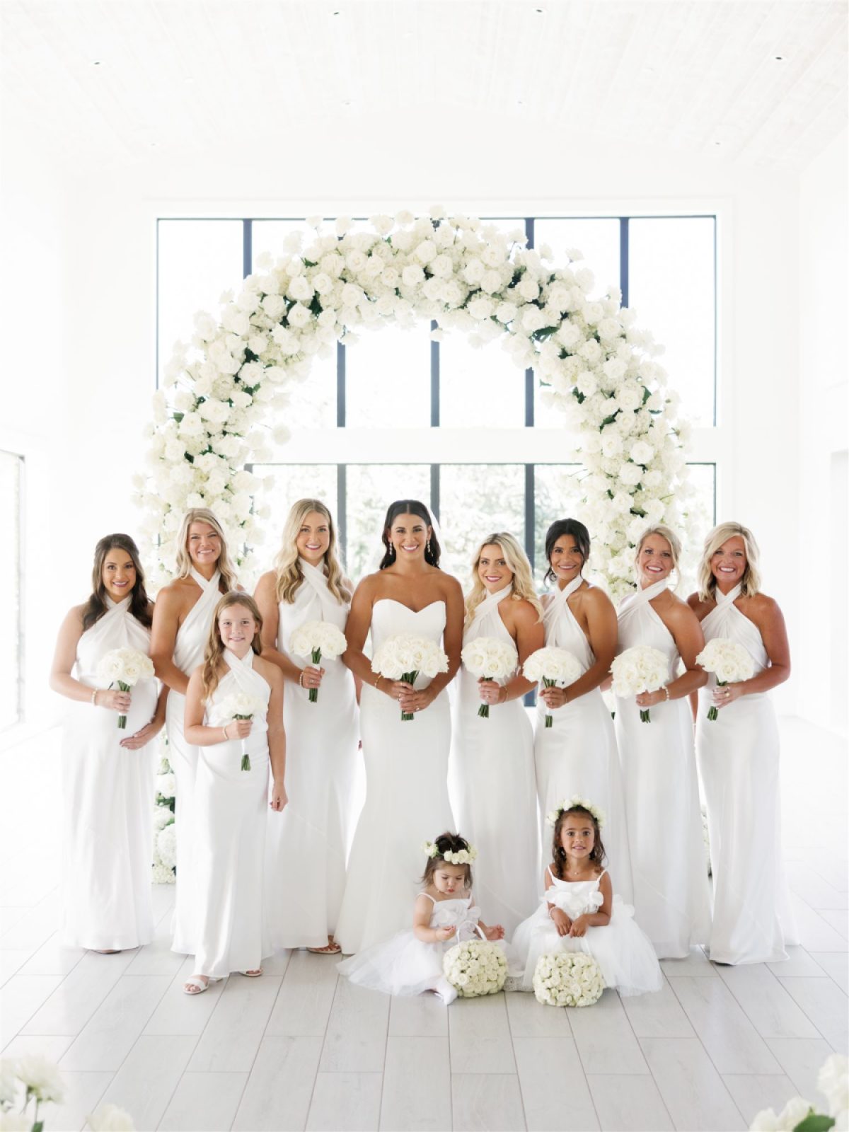 A Modern Ranch Wedding Blending Clean Style and Natural Warmth in Oklahoma