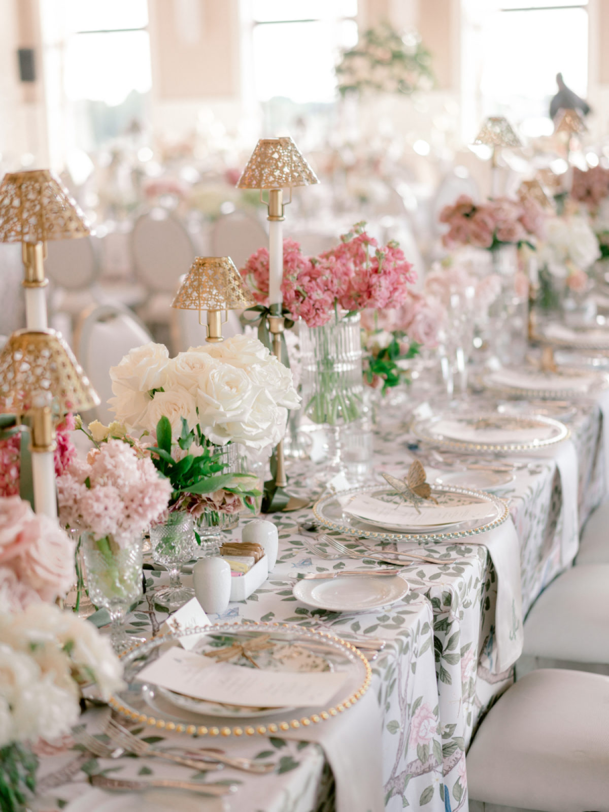 A Romantic Garden Wedding at Hotel Vin in Springtime