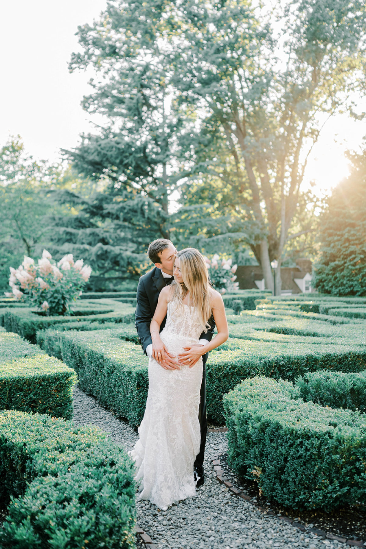 A Romantic Willow-Tree Ceremony and Garden Reception at Pennsylvania’s Appleford Estate